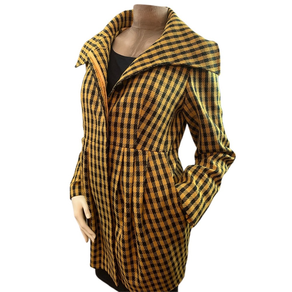 Huong Black/Yellow Lightweight Peplum Coat M